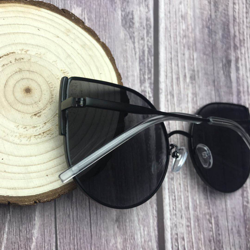 Sunny Aura Modern Sunglasses