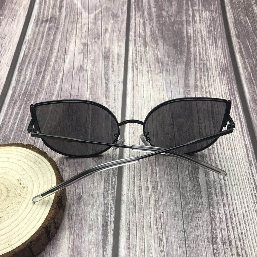 Sunny Aura Modern Sunglasses